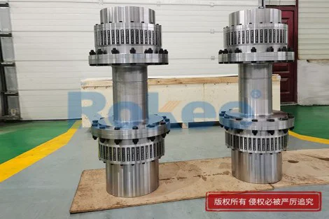 Tooth Coupling With Intermediate Shaft